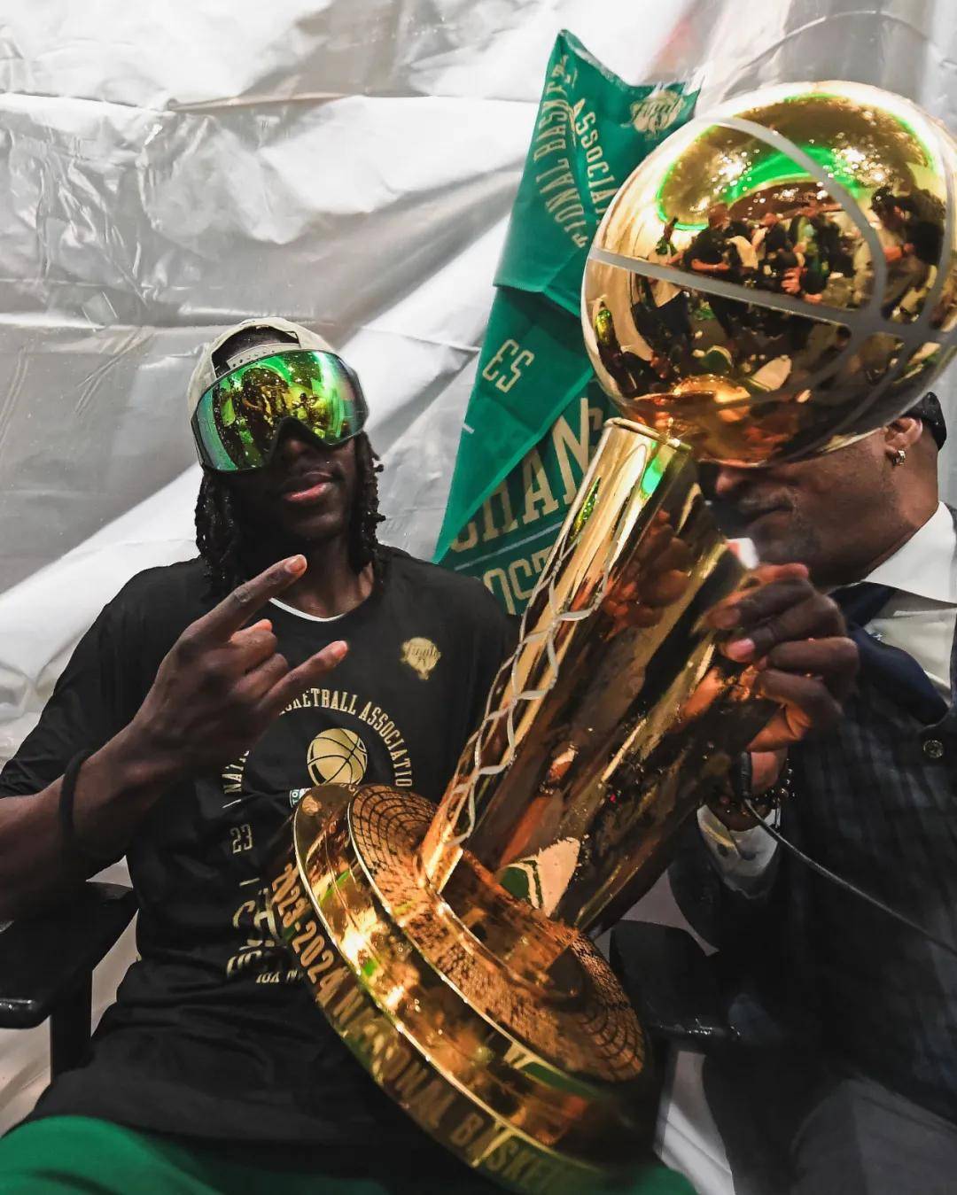 估值61亿！联盟正式批准！NBA第二大交易完成