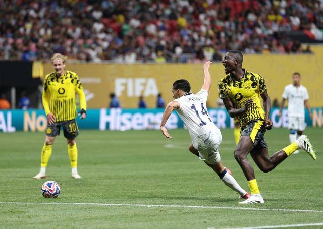 世俱盃(bēi)｜多特蒙德(dé)淘汰蒙特雷 世俱盃(bēi)八强落定