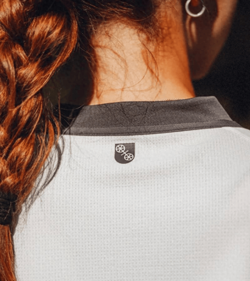 复古与潮流融合！美因茨05新客场球衣发布，或成日常穿搭新宠