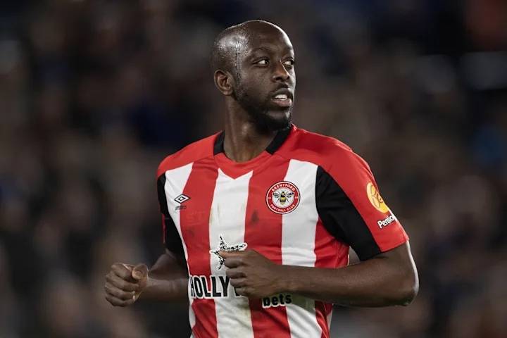 纽卡斯尔联再遇转会纠紛(fēn)，维萨质疑老东家违约拒绝放行