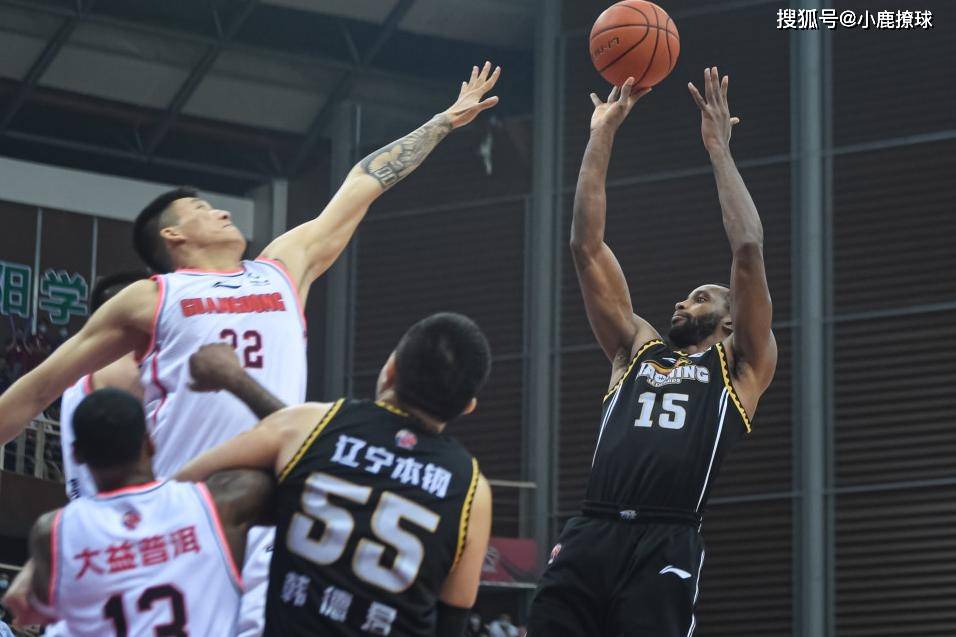 索要高薪遭拒！CBA昔日超级外援与山东签约谈崩，有望重返辽篮？