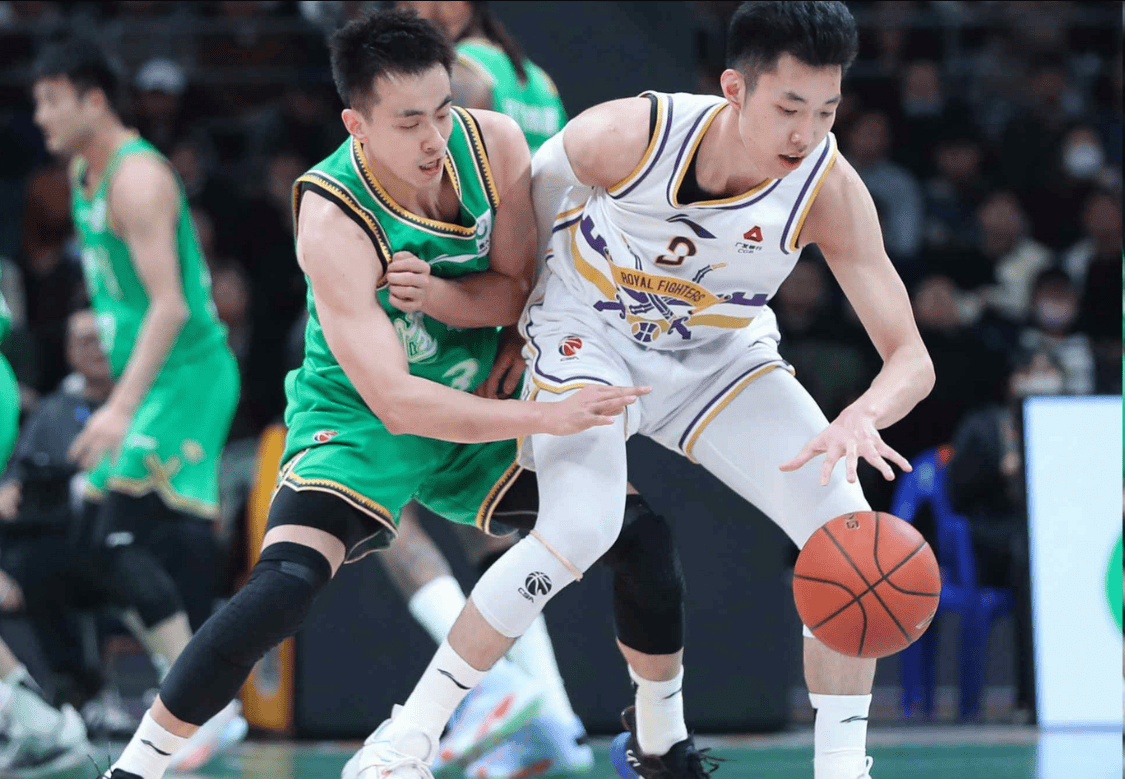 CBA休赛期最搞笑的球队!撺掇一夏0收获,盘点其今夏10大迷之操作