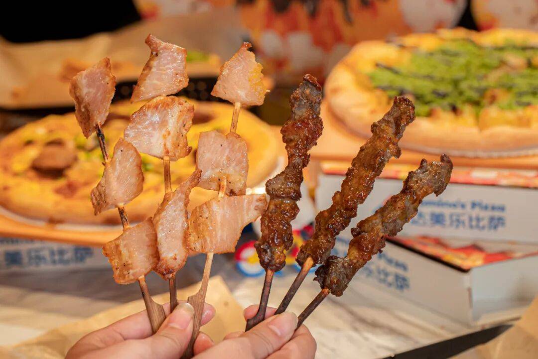 真香预警!达美乐指定比萨限时“买1送1”