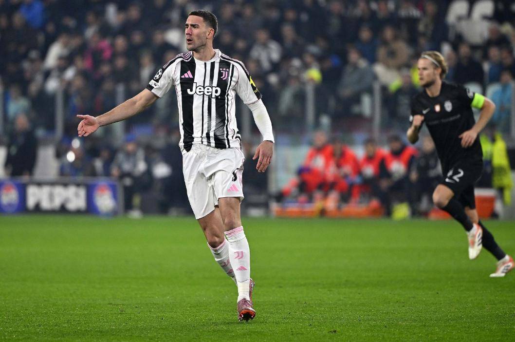 弗拉霍维奇破门比肩C罗，尤文图斯1-1葡萄牙体育，欧冠一胜难求