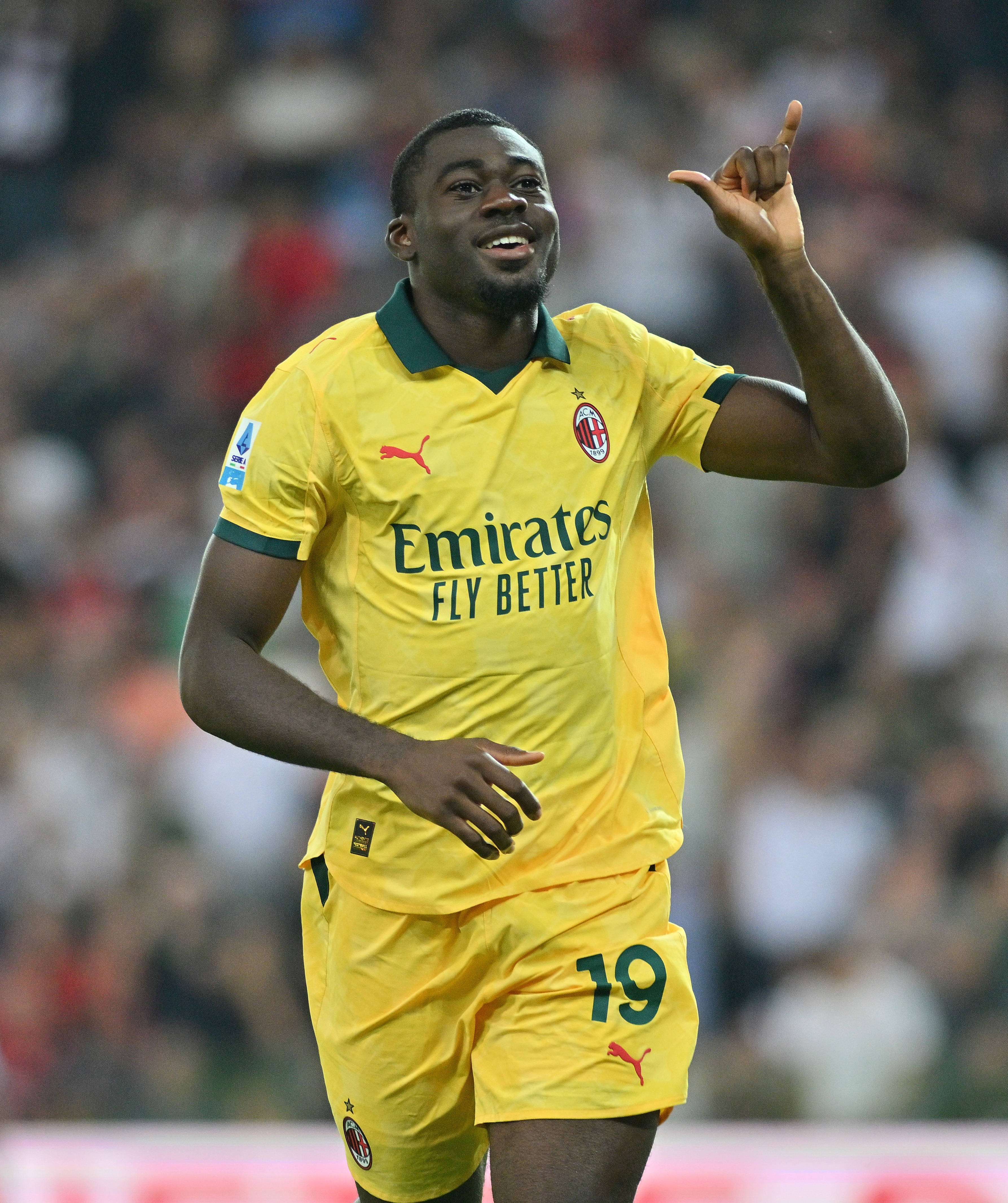 （体育）足球——意甲：AC米兰胜乌迪内斯