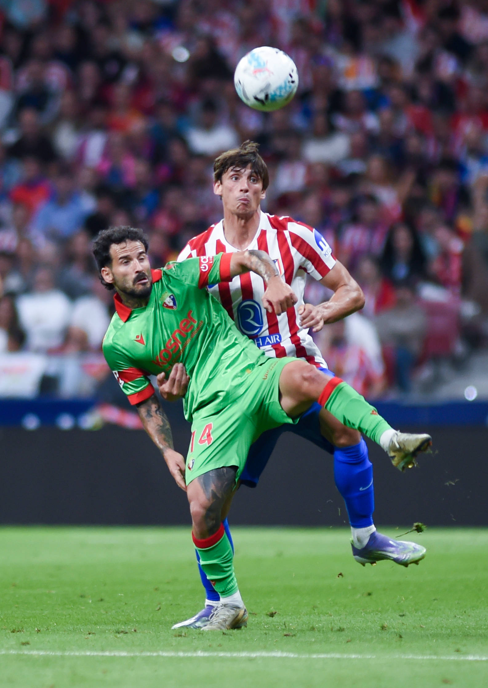 （体育）足球——西甲：马德里竞技胜奥萨苏纳