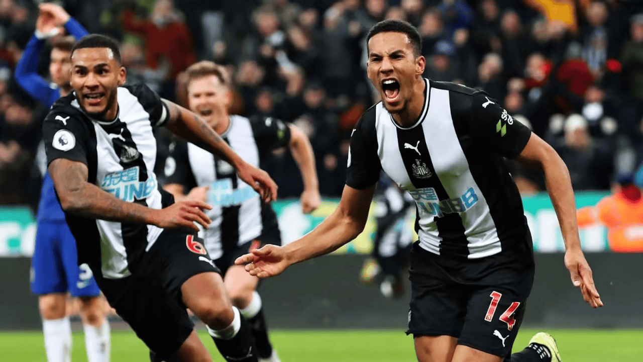 欧冠前瞻：勒沃库森VS比利亚雷亚尔 拜耳竞技场生死保席 德甲劲旅对决落寞黄潜