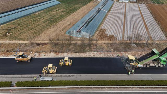潍莱高速改扩建工程跑出建设“加速度(dù)”